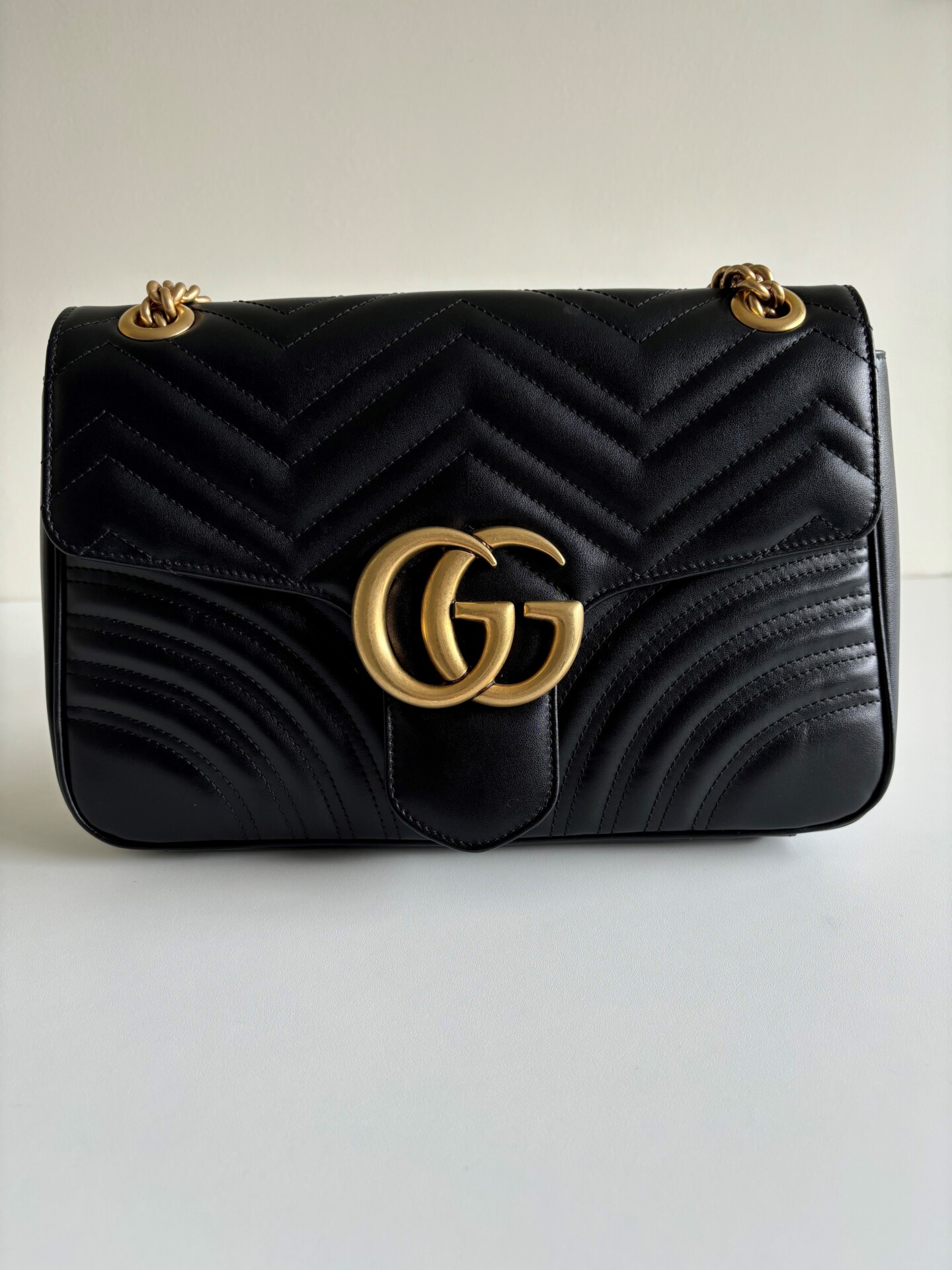 Gucci GG Marmont Medium Matelassé schoudertas