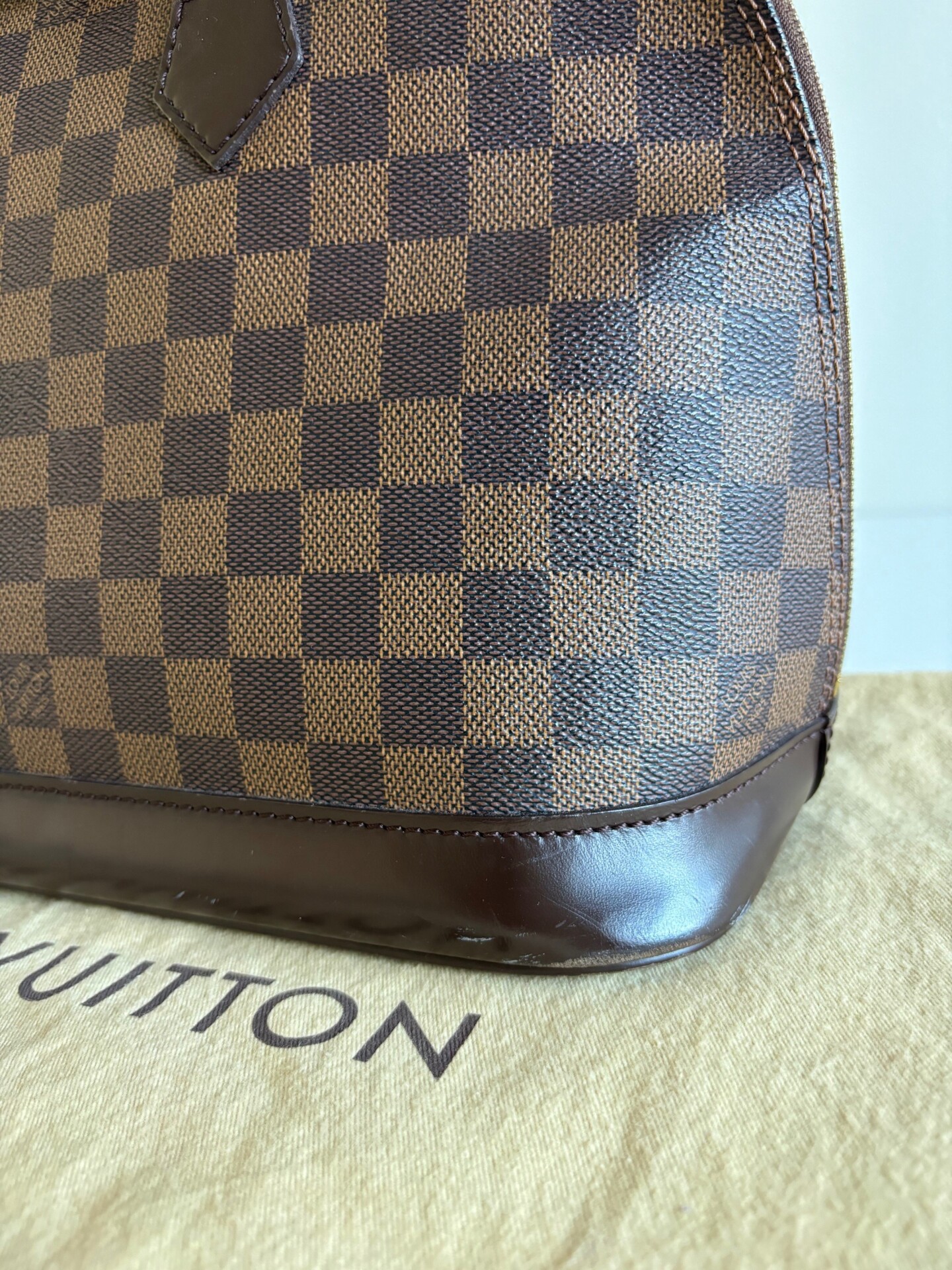 Louis Vuitton Alma PM Damier Ebene