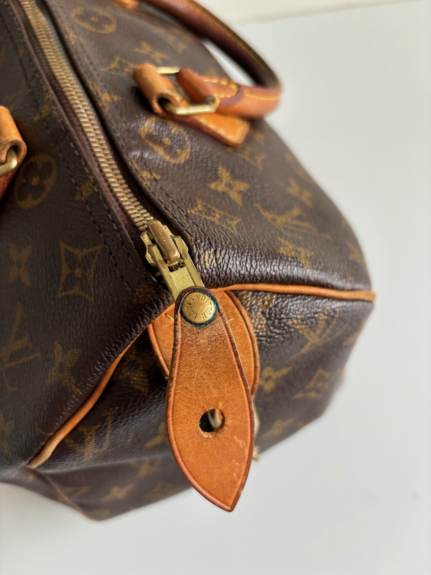 Louis Vuitton Speedy 30