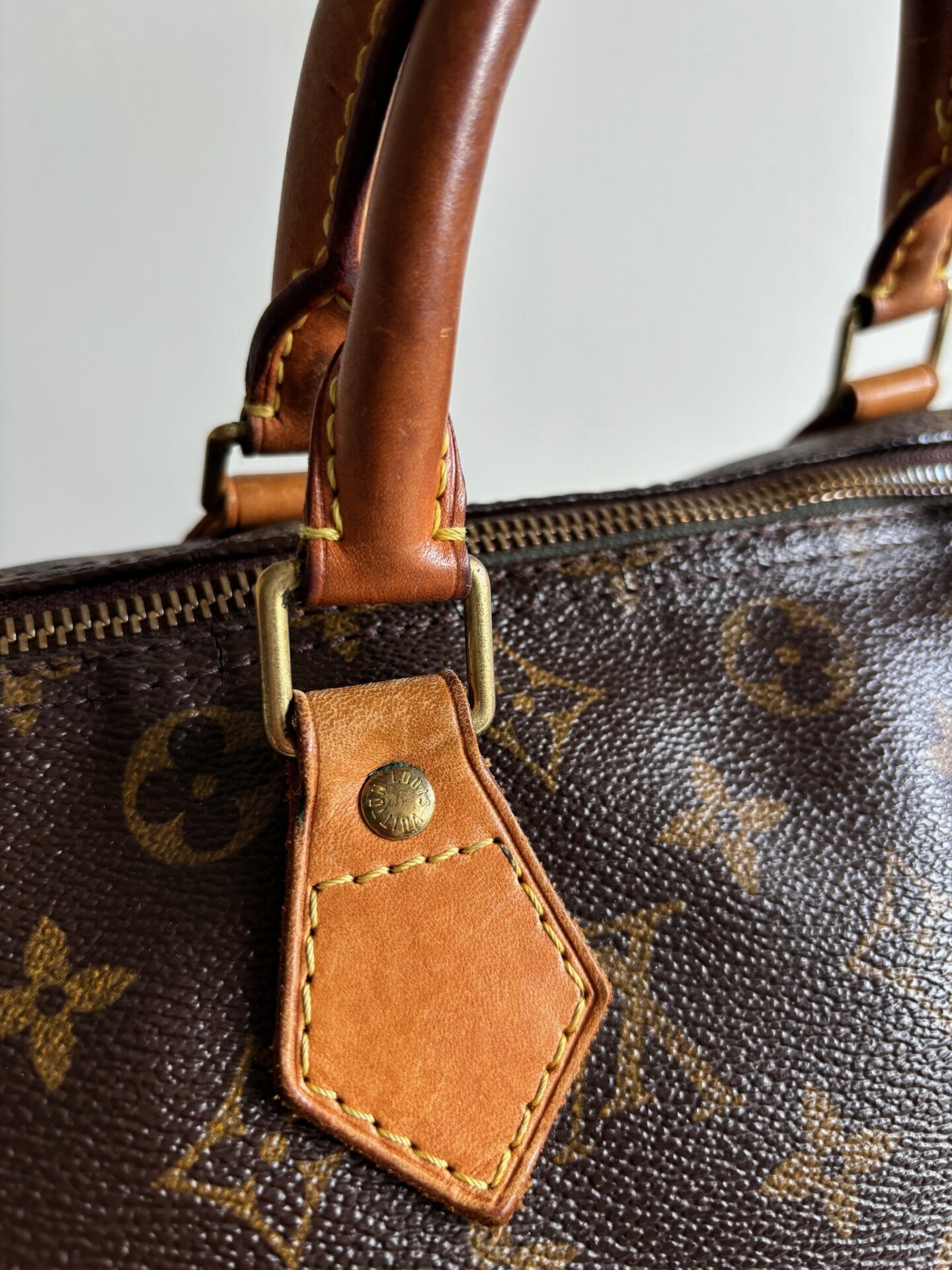 Louis Vuitton Speedy 30